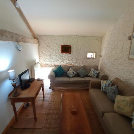 Ferienwohnung Ecurie Le Buguet Saint-Antoine-Cumond Exterior foto