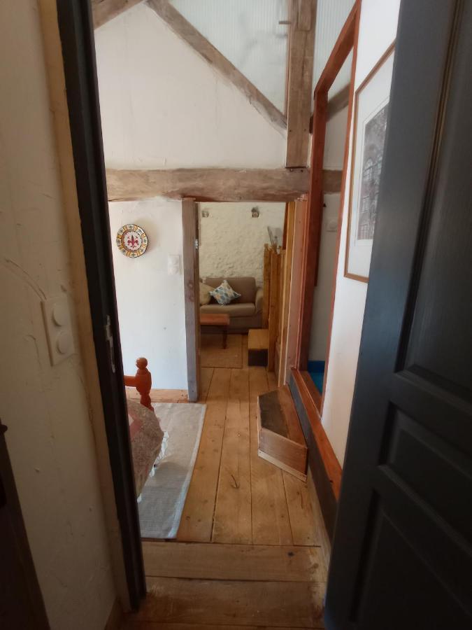 Ferienwohnung Ecurie Le Buguet Saint-Antoine-Cumond Exterior foto